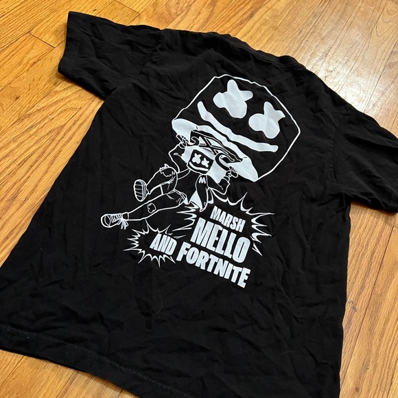 Black Graphic T-Shirt - Picture 2 of 3